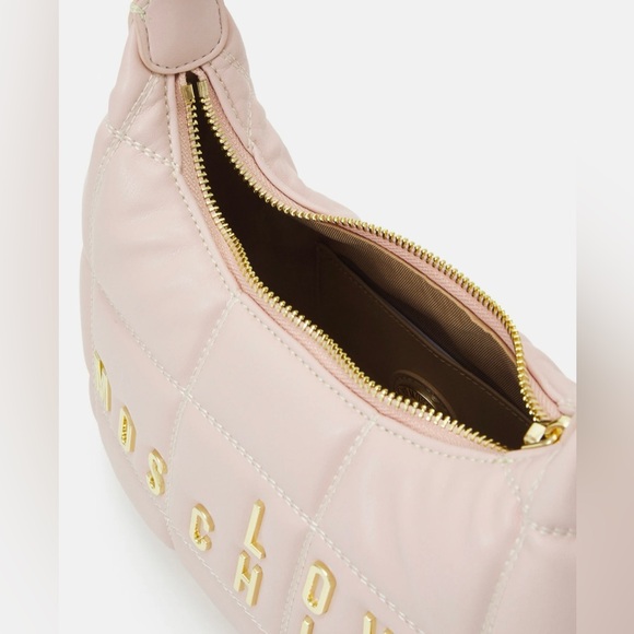 ʙᴀɢ , ʙʀᴀɴᴅ : ᴍᴏꜱᴄʜɪɴᴏ , ᴄᴏʟᴏʀ : ʙᴀʙʏ ᴘɪɴᴋ ᴄᴏɴᴅɪᴛɪᴏɴ: ɴᴇᴡ ᴡɪᴛʜ ᴛᴀɢ - Picture 3 of 7